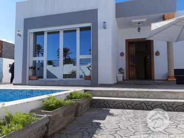 L 231 -                            بيع
                           Villa avec piscine Djerba